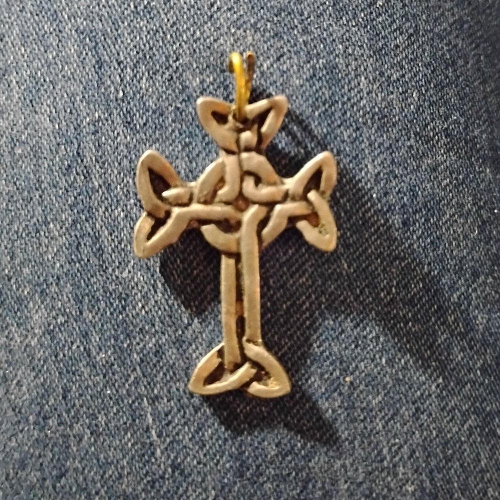 Silver Celtic Cross Pendant